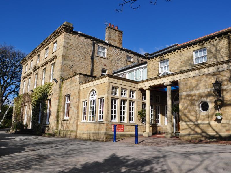Healds Hall Hotel Cleckheaton Exterior foto